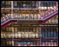 centre pompidou virusphoto.jpg