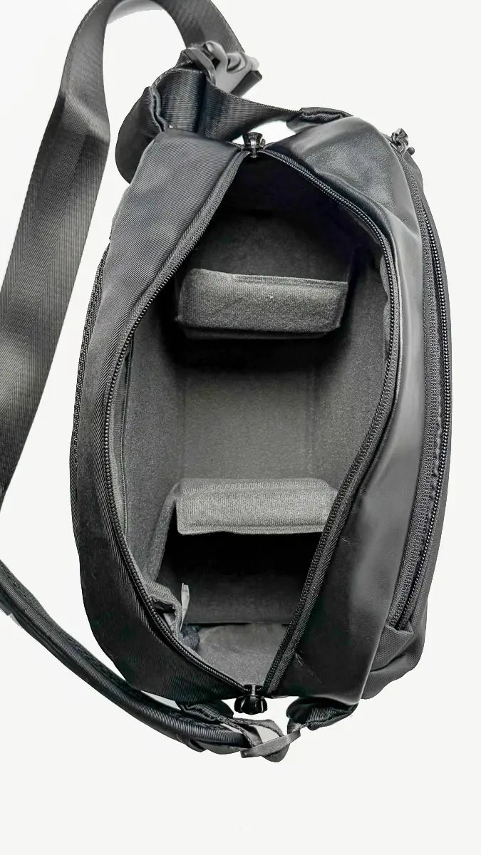 Intérieur du sac bandoulière KF13157V1